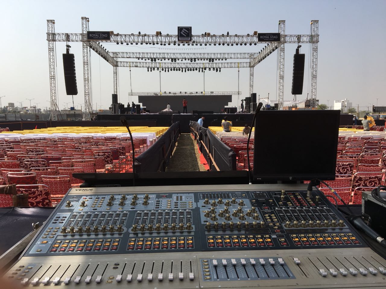 Kara and SB18 line array in Italy